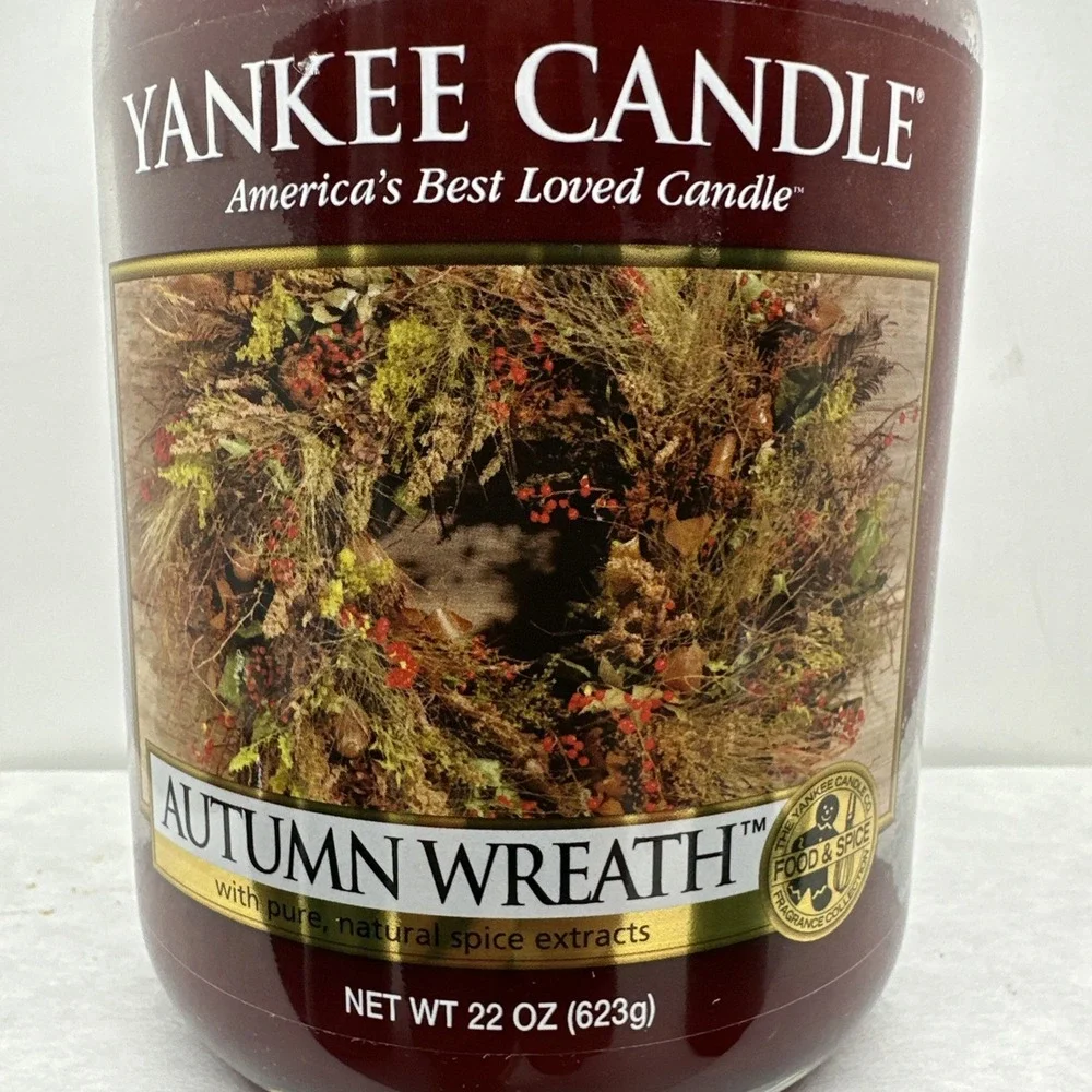 Yankee Candle AUTUMN WREATH Large 22oz Jar Fall Apple Food Spice White Label New